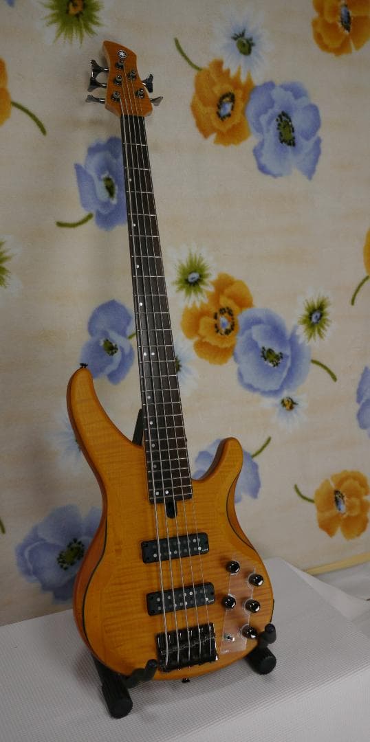 YAMAHA TRBX605 FM 5弦ベース 新品同様