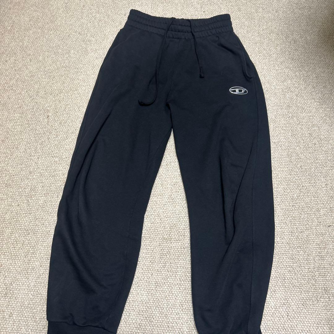 ディーゼル 黒 スウェットパンツ