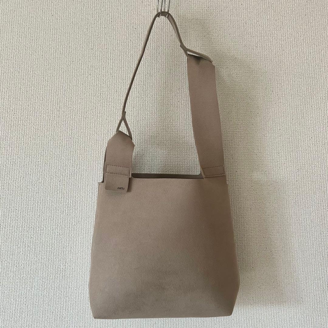 zattu CONCH トートバッグ グレージュ