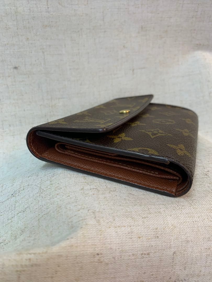 ルイヴィトン　ポルトトレゾールエテュイパピエ