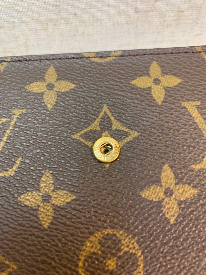 ルイヴィトン　ポルトトレゾールエテュイパピエ