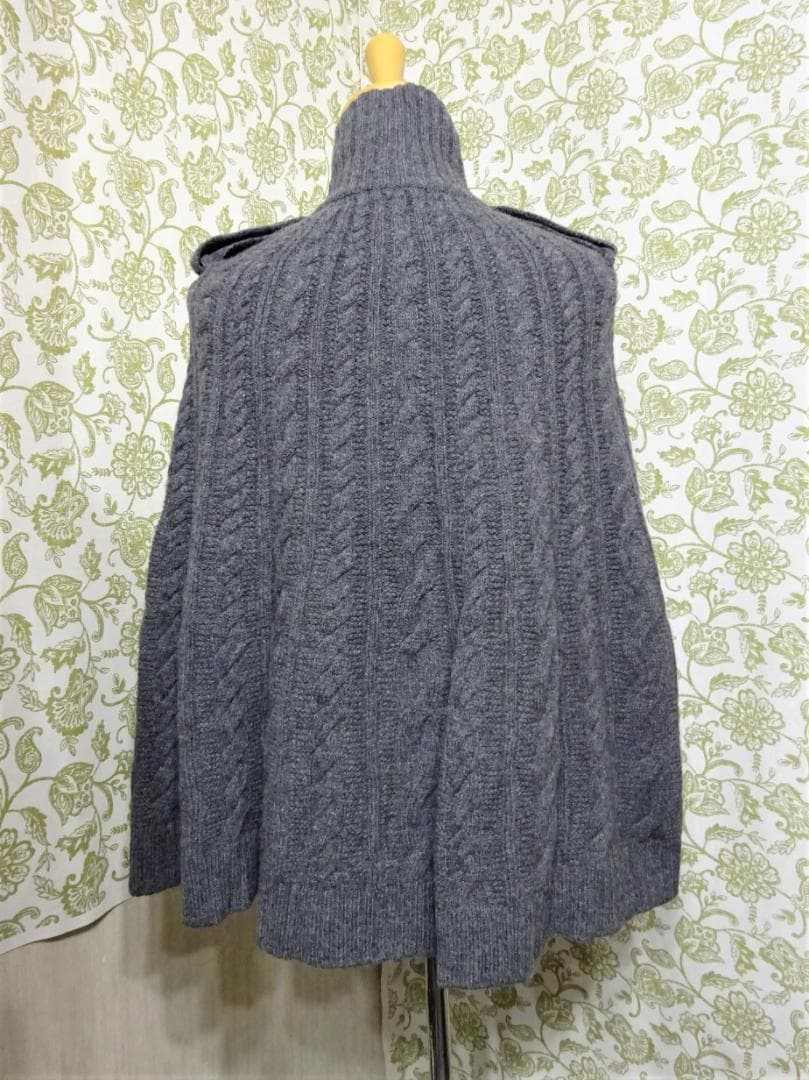 BURBERRY LONDON バーバリーロンドン　ニットポンチョ　フリーサイズ