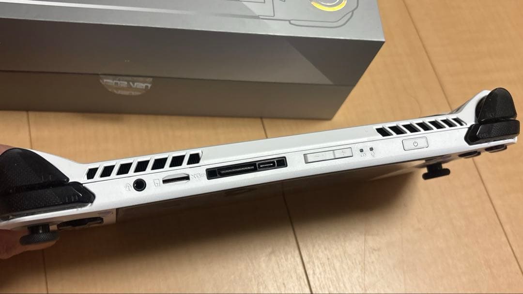 その他 ASUS RC71L-Z1E512 ROG ALLY