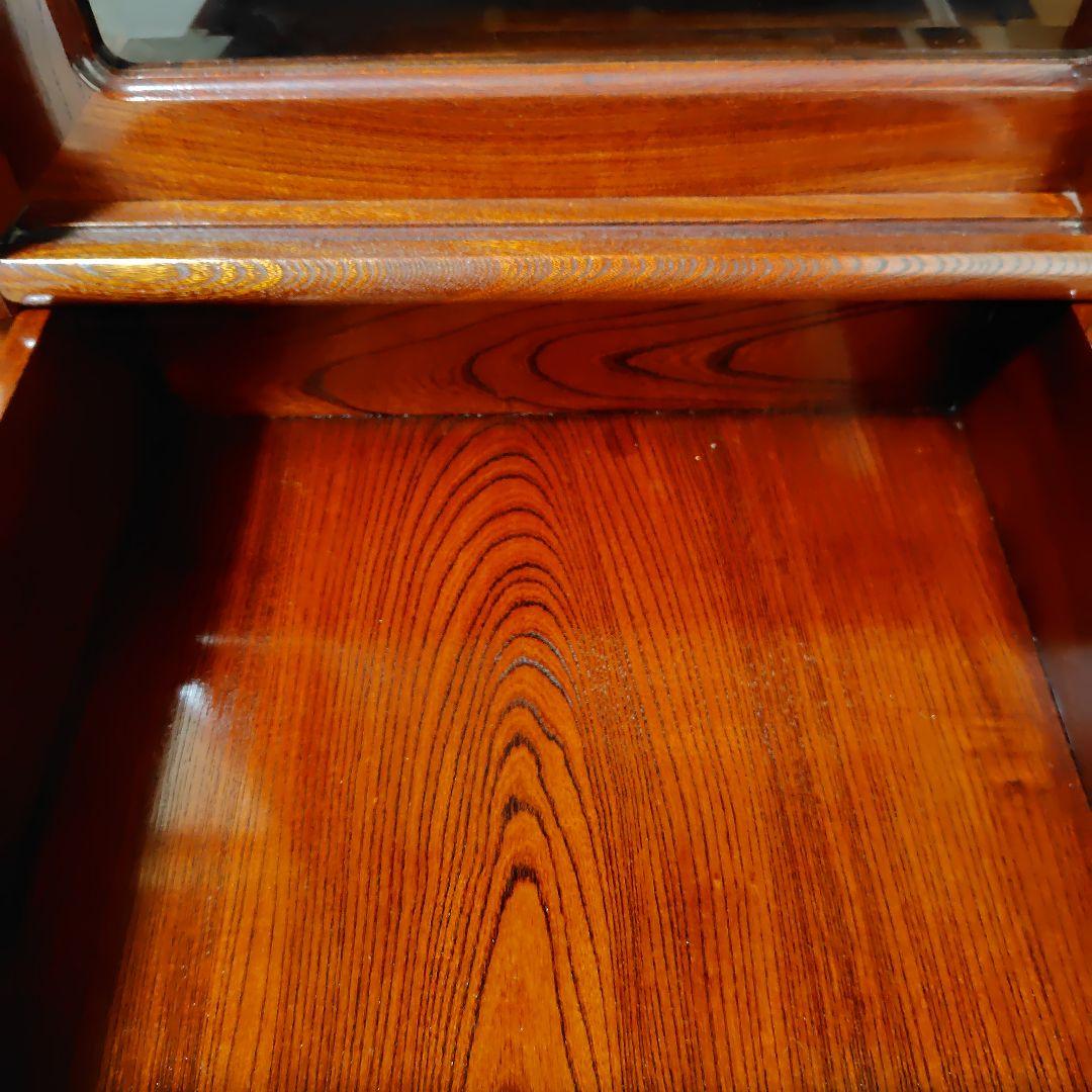 茶箪笥　漆器　木製品　高級家具　アンティーク　木目