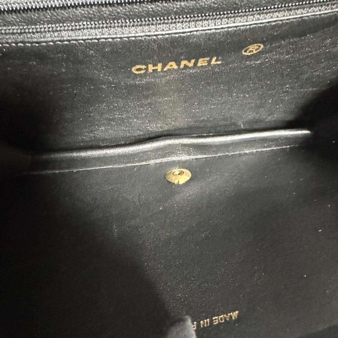シャネル CHANEL チェーンショルダーバッグ エナメル パテントレザー 黒