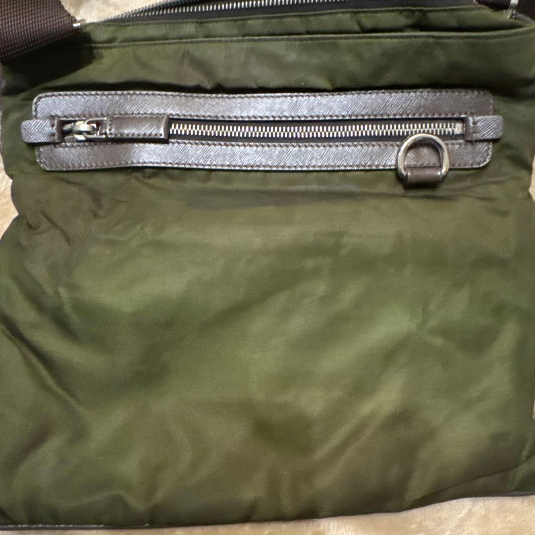 PRADA オリーブグリーン ショルダーバッグ 163