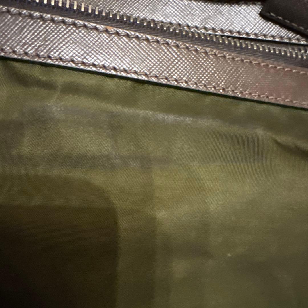 PRADA オリーブグリーン ショルダーバッグ 163