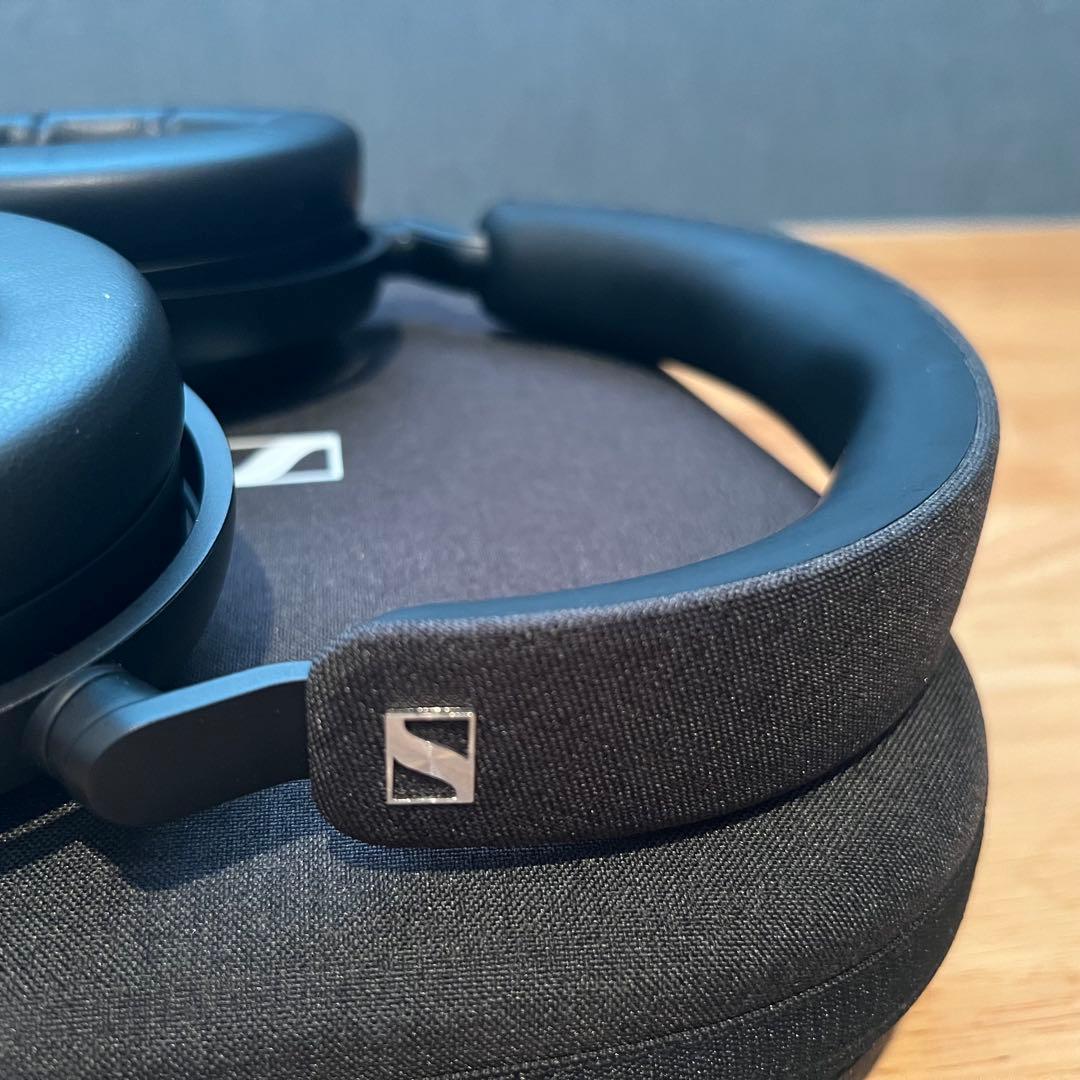 Sennheiser MOMENTUM 4 ワイヤレスヘッドフォン