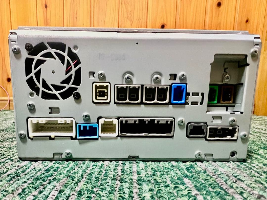 品日産純正ナビ　MJ320D-W