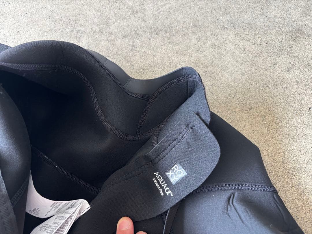 ★送料無料・超美品・お洒落★ロキシー　フルスーツ　ウエットスーツサーフィン可愛い