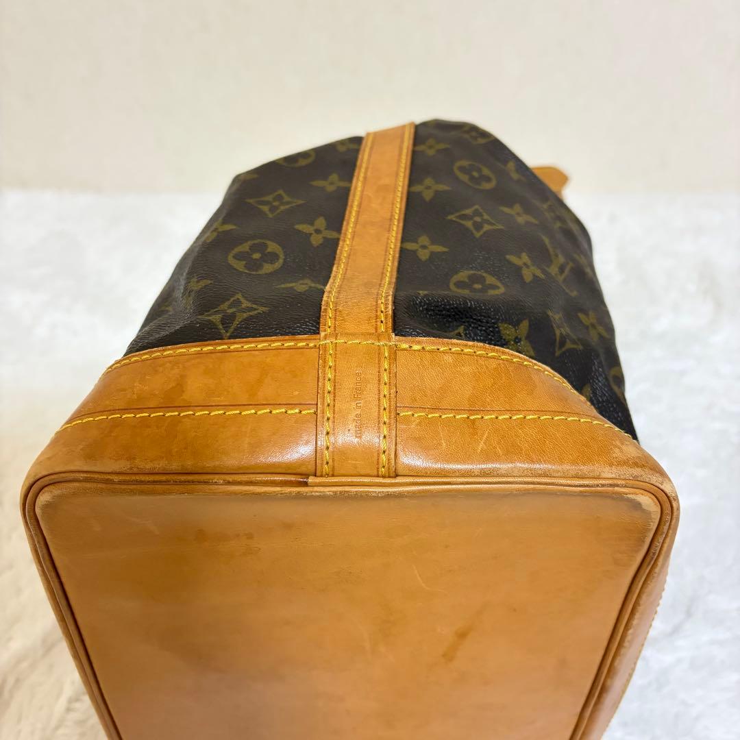 美品　ルイヴィトン ノエ ショルダーバッグ 肩掛け モノグラム M42224