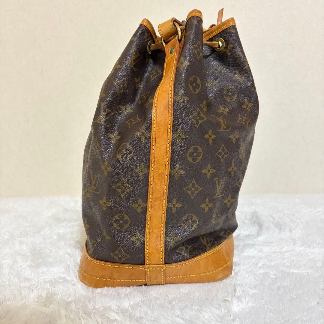 美品　ルイヴィトン ノエ ショルダーバッグ 肩掛け モノグラム M42224