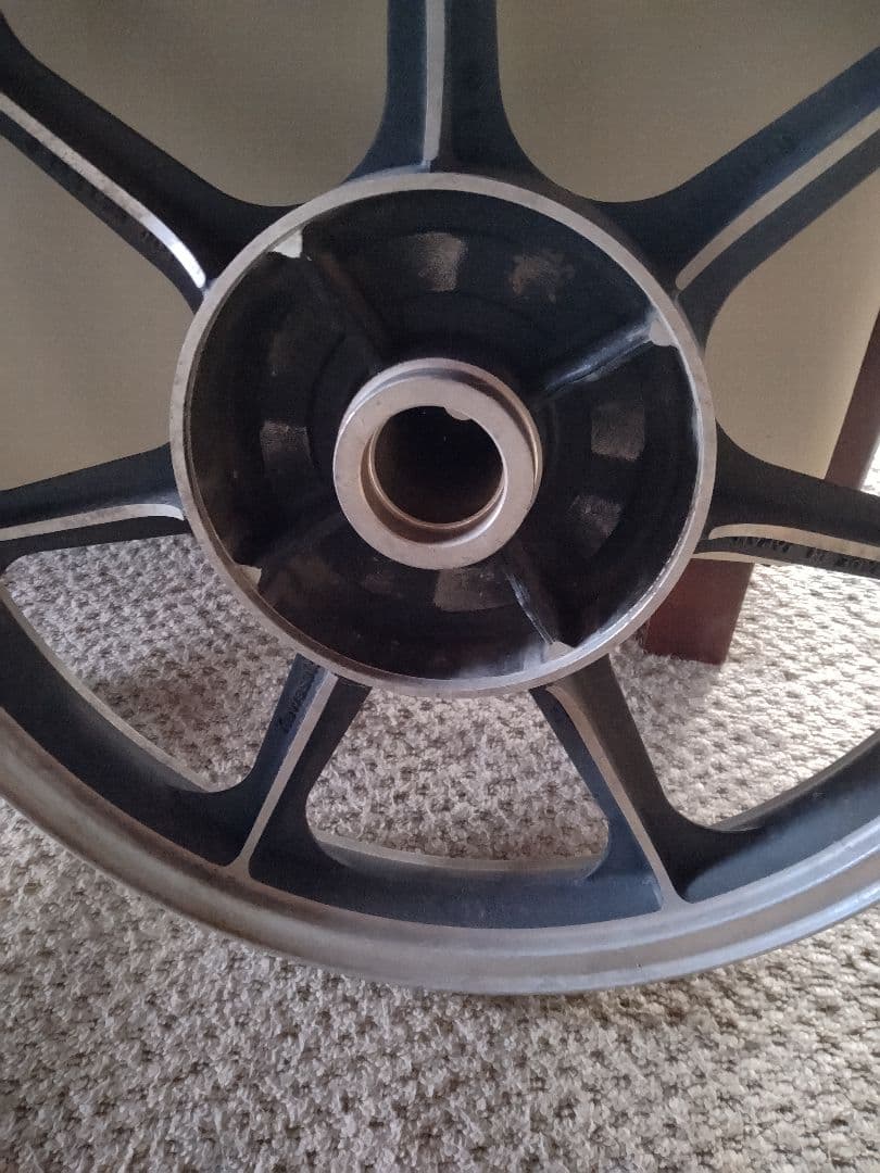 カワサキ純正キャストホイール