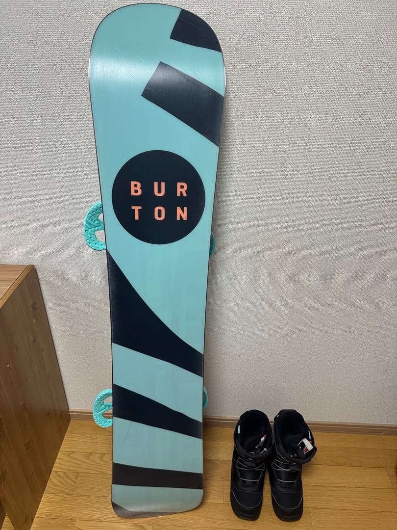 レディーススノーボード3点セット 板、バイン、ブーツ