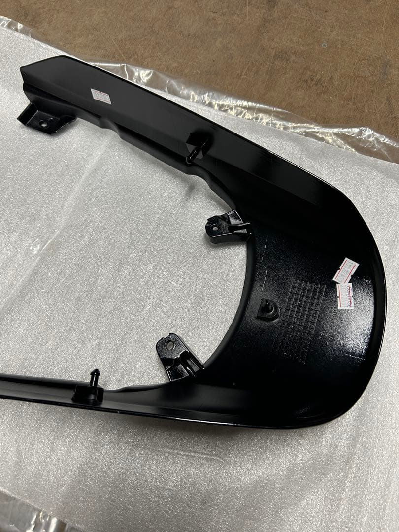 Z650RS テールカウル カバー メタリックマットカーボングレー 新品