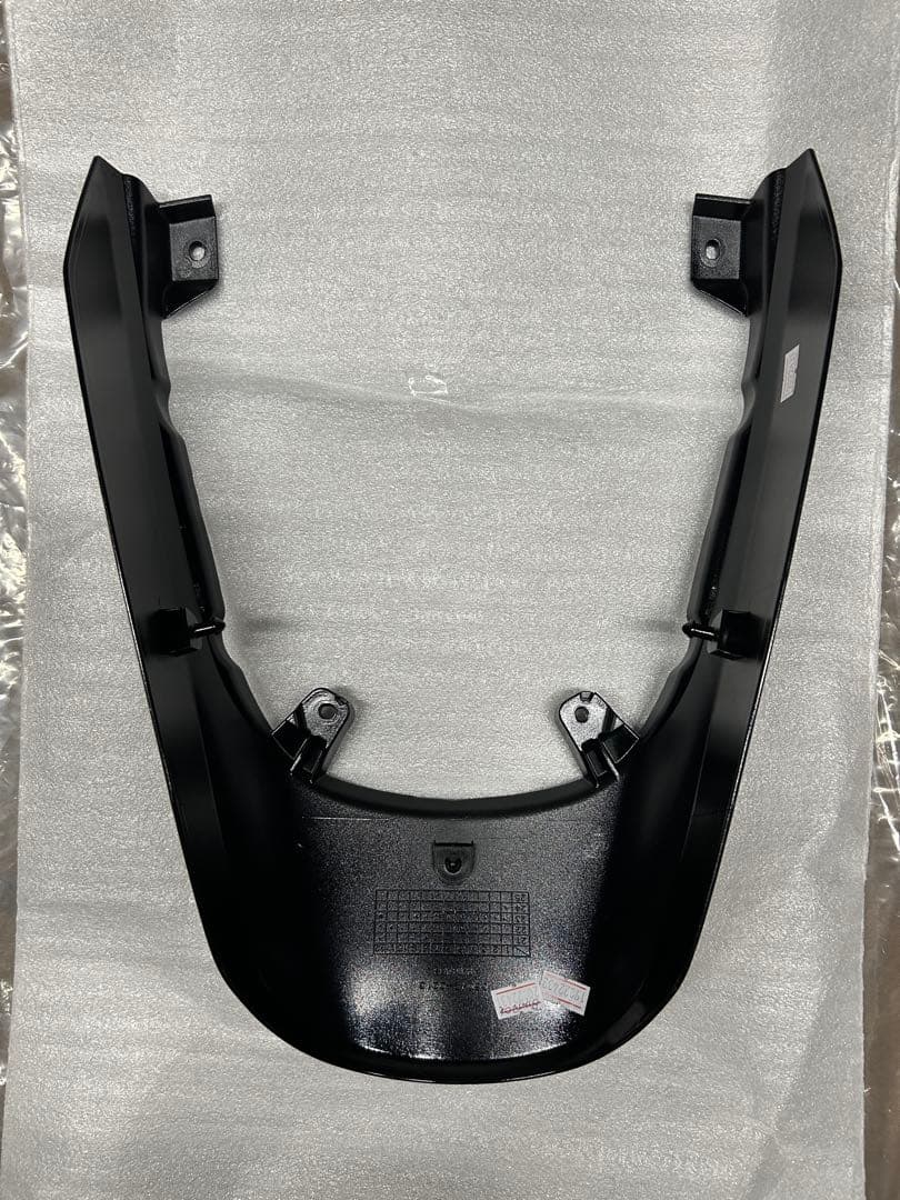 Z650RS テールカウル カバー メタリックマットカーボングレー 新品