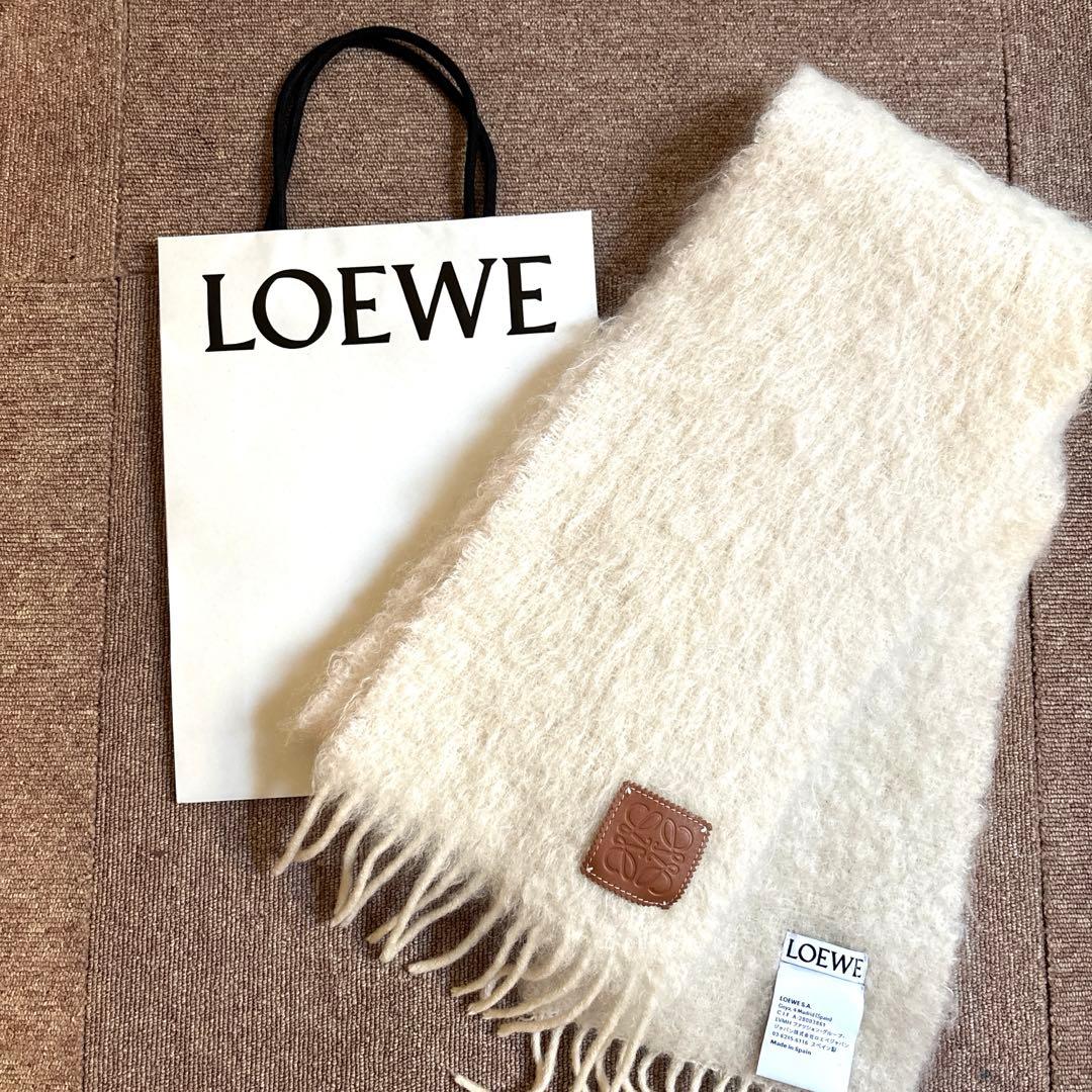 LOEWE　マフラー　アイボリー