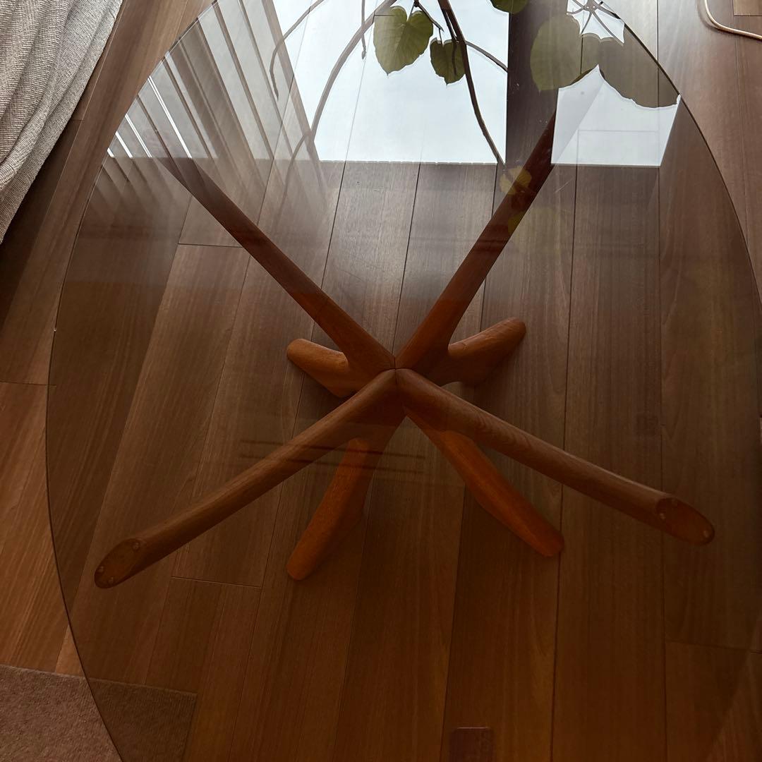 Illum Wikkelso 北欧デンマーク家具　ガラステーブル/楕円形❣️
