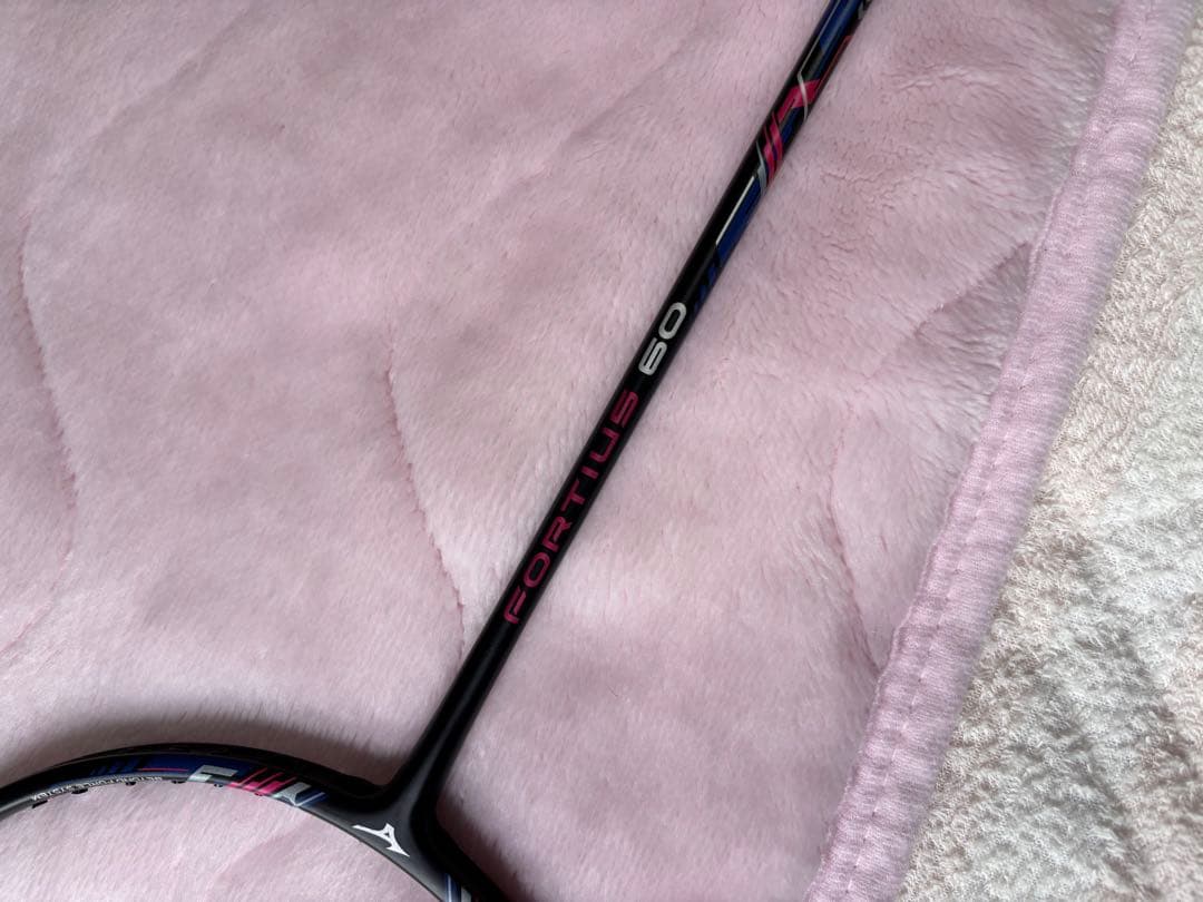 ミズノ　フォルティウス 60 バドミントンラケット