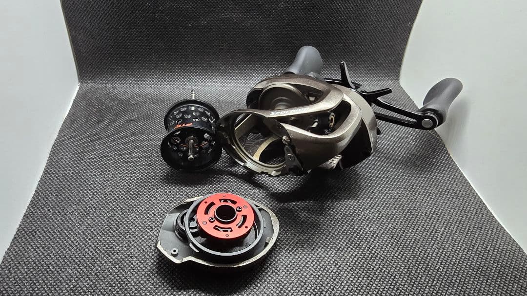 17 スコーピオン bfs xg 左ハンドル