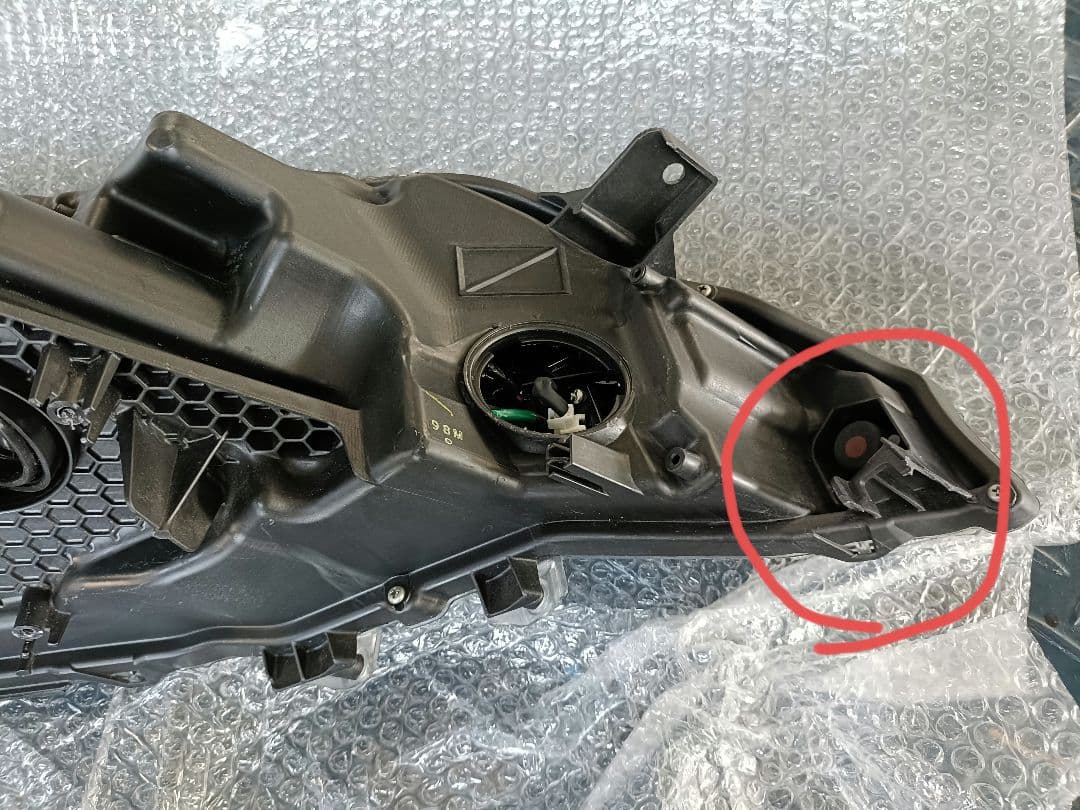 60系 ハリアー 後期 左ヘッドライト 48-192 81185-48G40