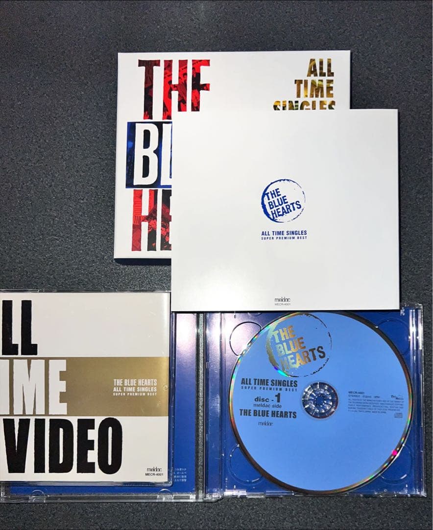 ブルーハーツ　初回特典ピックストラップ付き　ALL TIME SINGLES