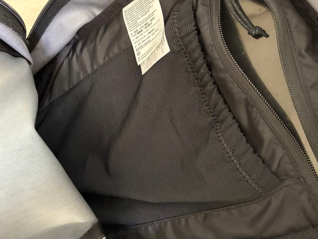 ARC'TERYX バックパック グレー　ビームス　アロー16