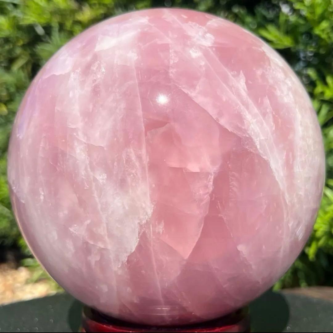 ☆超極大 ピンクスフィア☆特別出品☆優美☆虹入り ローズクォーツ 丸玉 天然石
