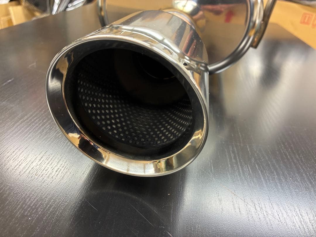 STIパフォーマンスマフラー(スバルVNレヴォーグ用)