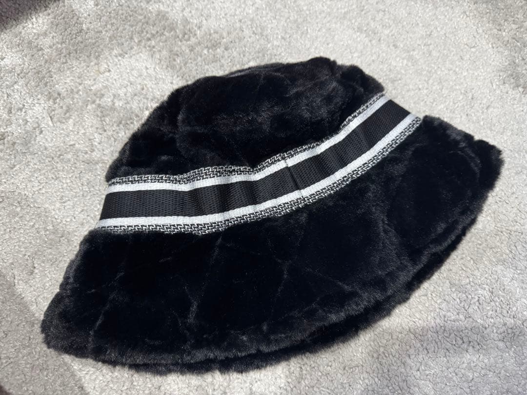 Diorディオール セレクトショップ ファーバケットハット ブラック黒