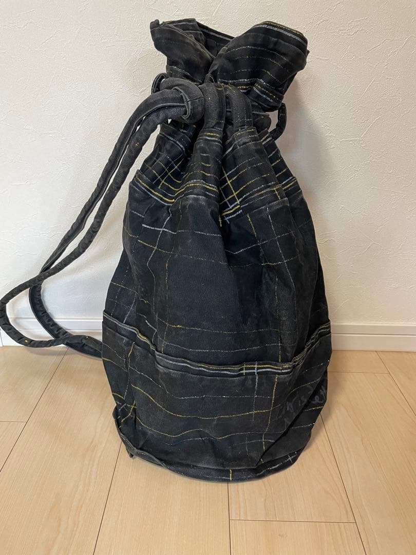 ドローストリングバッグ