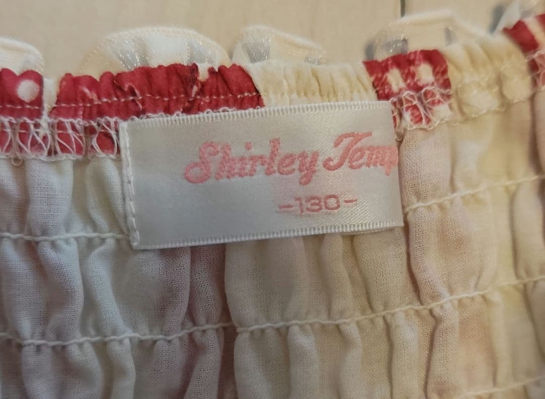 美品！シャーリーテンプル　おリボン柄シフォンワンピース　130cm