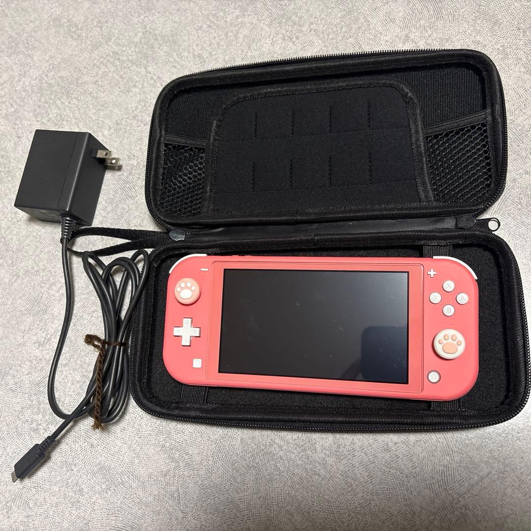 Nintendo Switch Lite ピンク 肉球デザイン