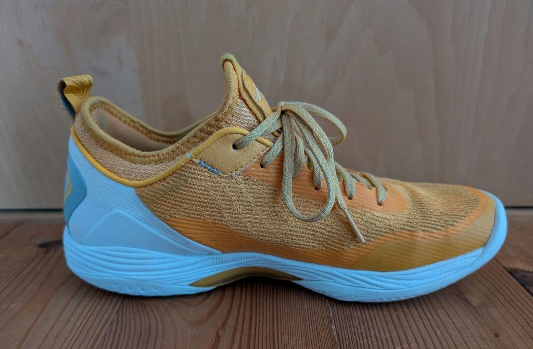 ASICS グライドノヴァff2 タイガーイエロー×ホワイト 25.0