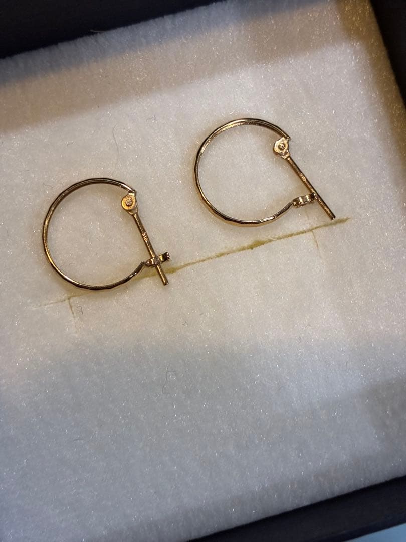 K18 ゴールドフープピアス 箱付き