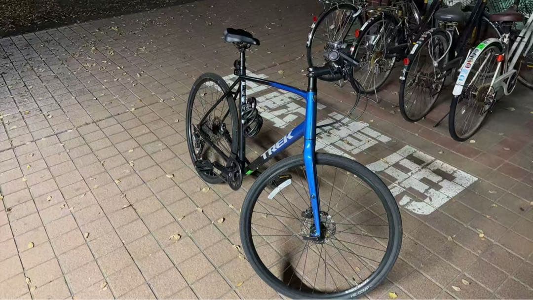 自転車本体 Trek FX3