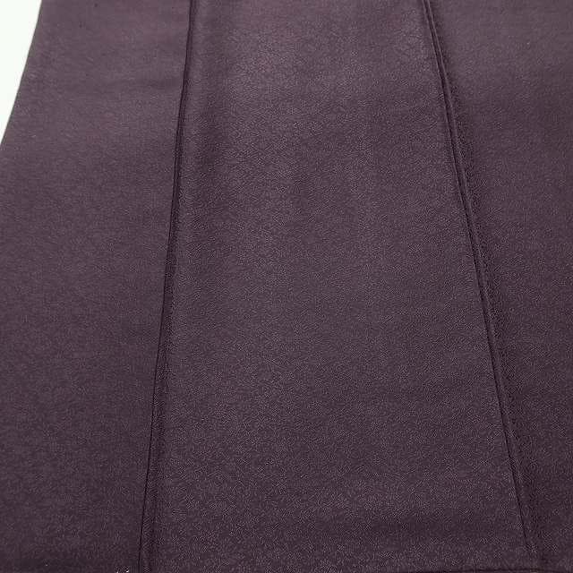 美品 正絹 着物“似せ紫色に待つ繊細でいて優美な菊と変化”色無地 U-51