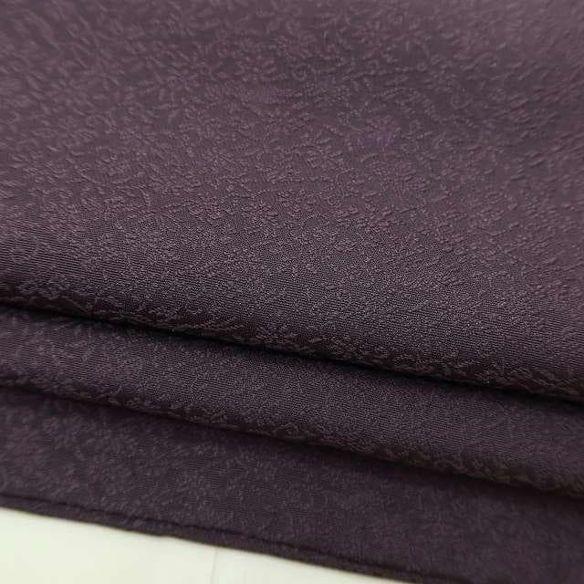 美品 正絹 着物“似せ紫色に待つ繊細でいて優美な菊と変化”色無地 U-51