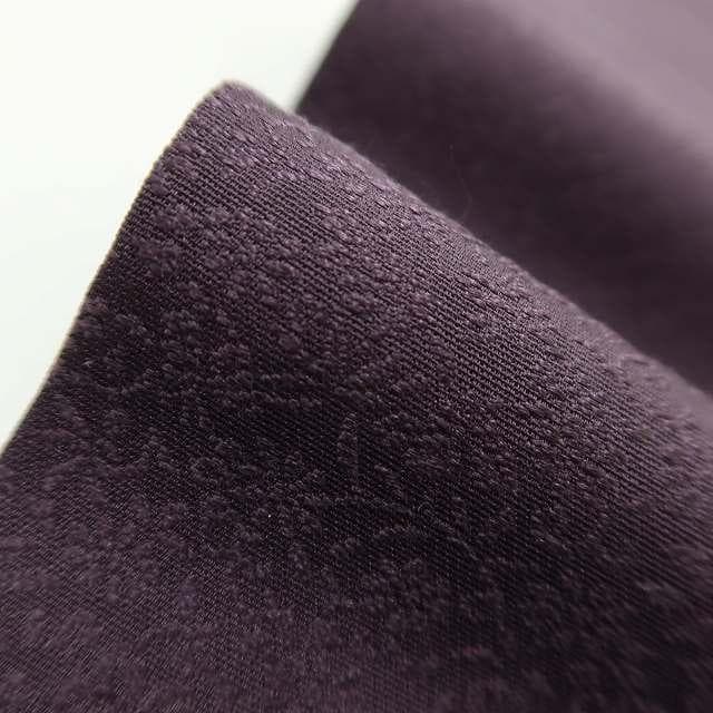 美品 正絹 着物“似せ紫色に待つ繊細でいて優美な菊と変化”色無地 U-51