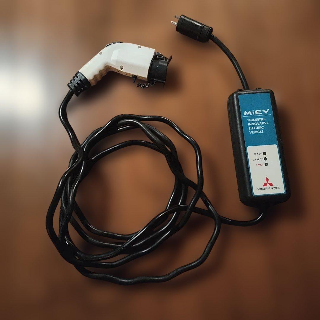 【最終値下】Mitsubishi MiEV 　EV 充電ケーブル