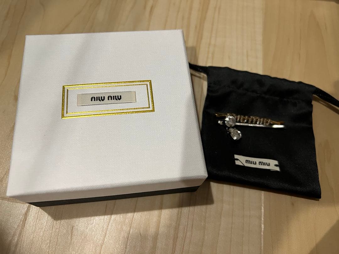 MIUMIU ミュウミュウ ヘアピン 2個組 ヘアクリップ ヘアアクセサリー