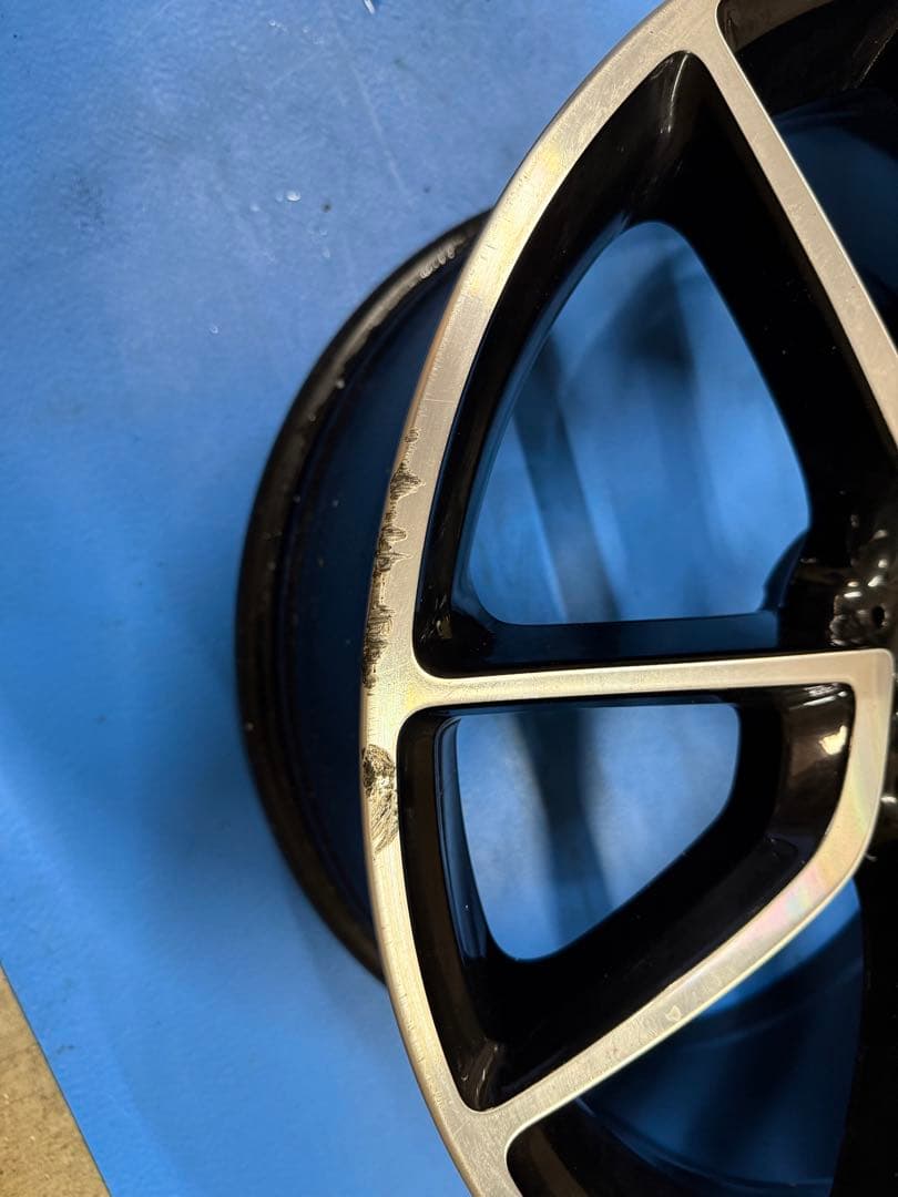 メルセデスAMG21インチ9.5j/+22 ハブ約67㎜ 2本 ガリキズあり