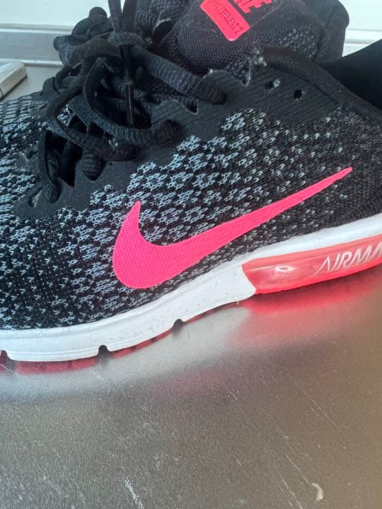 NIKE レディースシューズ