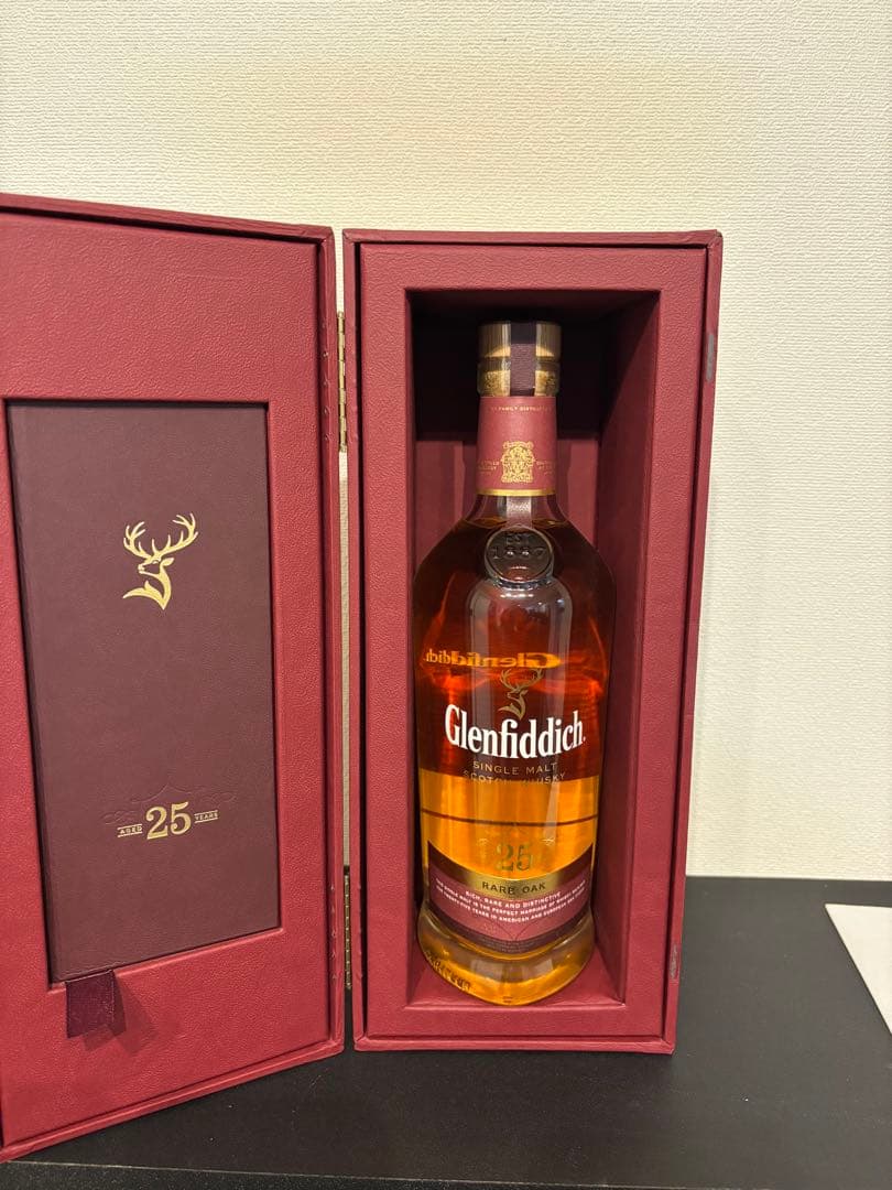 【未開栓】グレンフィデック25年レアオークウィスキー700ml