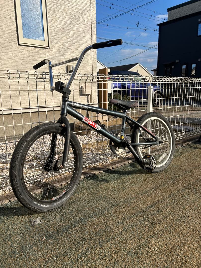 BMXバイク 20インチ 黒　茨城県　取引限定