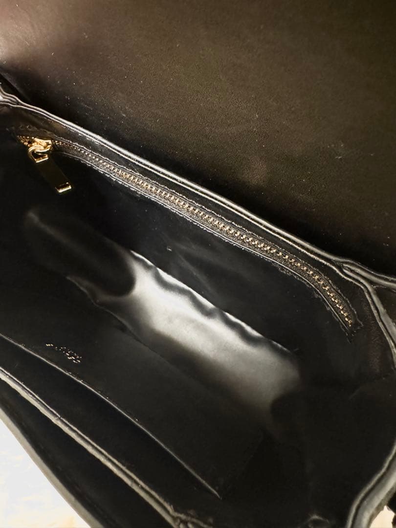 セリーヌ／CELINE ティーン ブザス トリオンフショルダーバッグ黒ラスト1点