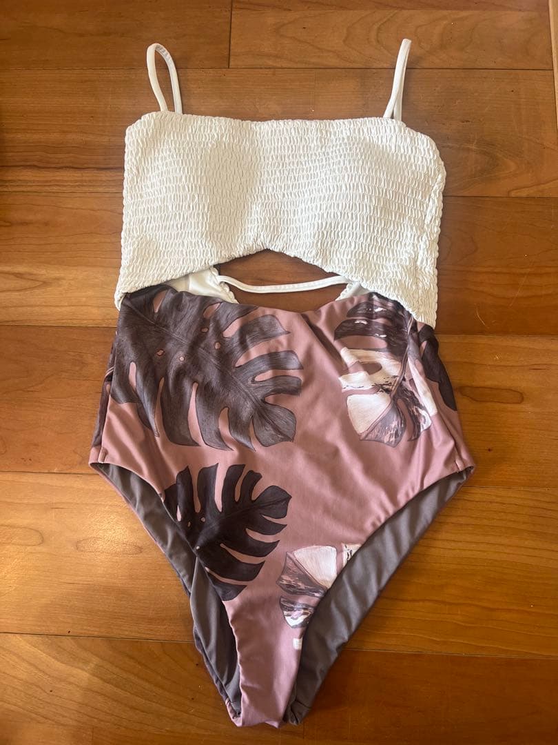 chamiページALEXIASTAMワンピース水着