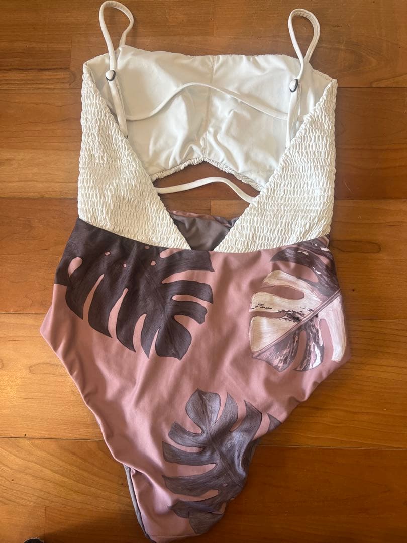 chamiページALEXIASTAMワンピース水着