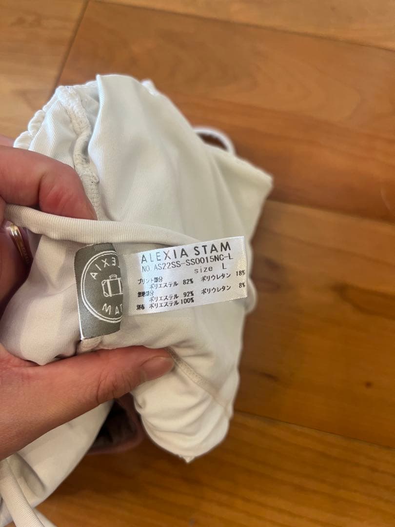 chamiページALEXIASTAMワンピース水着