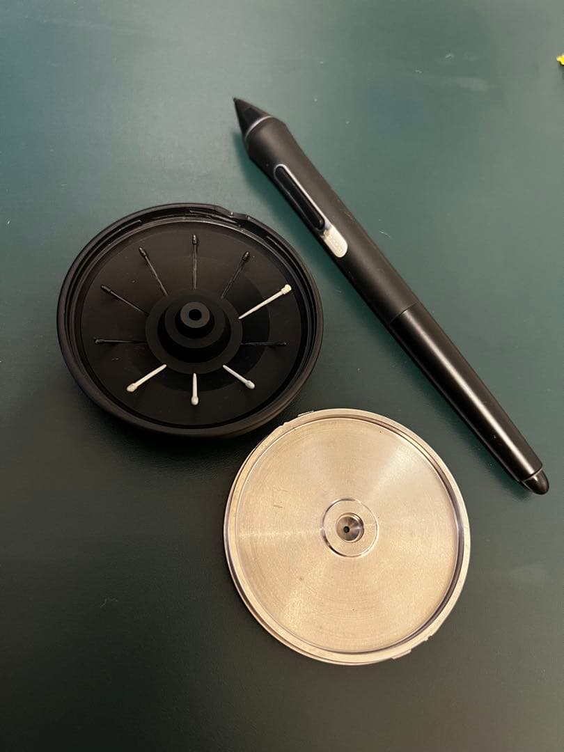 ワコム　ペンタブ　wacom intuos pro pht-660